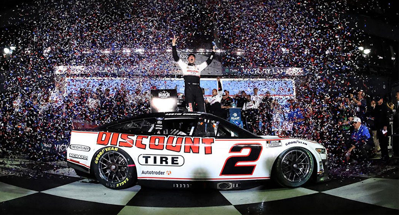 TEAM PENSKE AND DISCOUNT TIRE ANNOUNCE EXTENSION OF WINNING MOTORSPORTS PARTNERSHIP